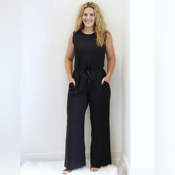 SPANX AirEssentials Sleeveless Black Jumpsuit Size Large - Picture 9 of 10